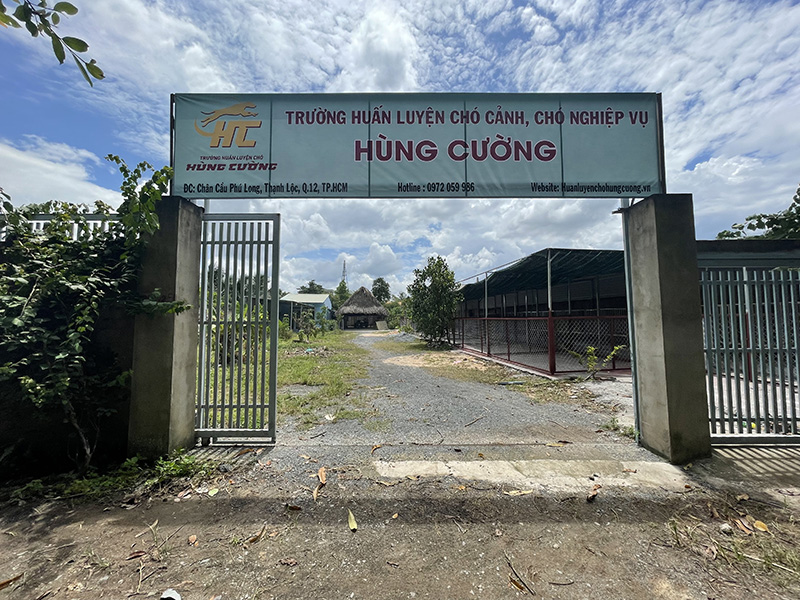 khách sạn chó mèo